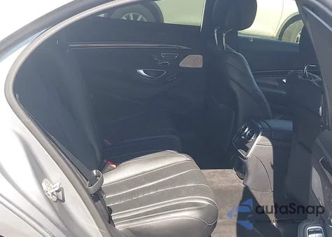 2015 Mercedes-Benz S 550 z USA, uszkodzony, nr VIN WDDUG8CB3FA183248